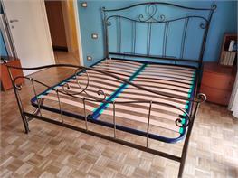 Letto Iriss matrimoniale testata e pediera